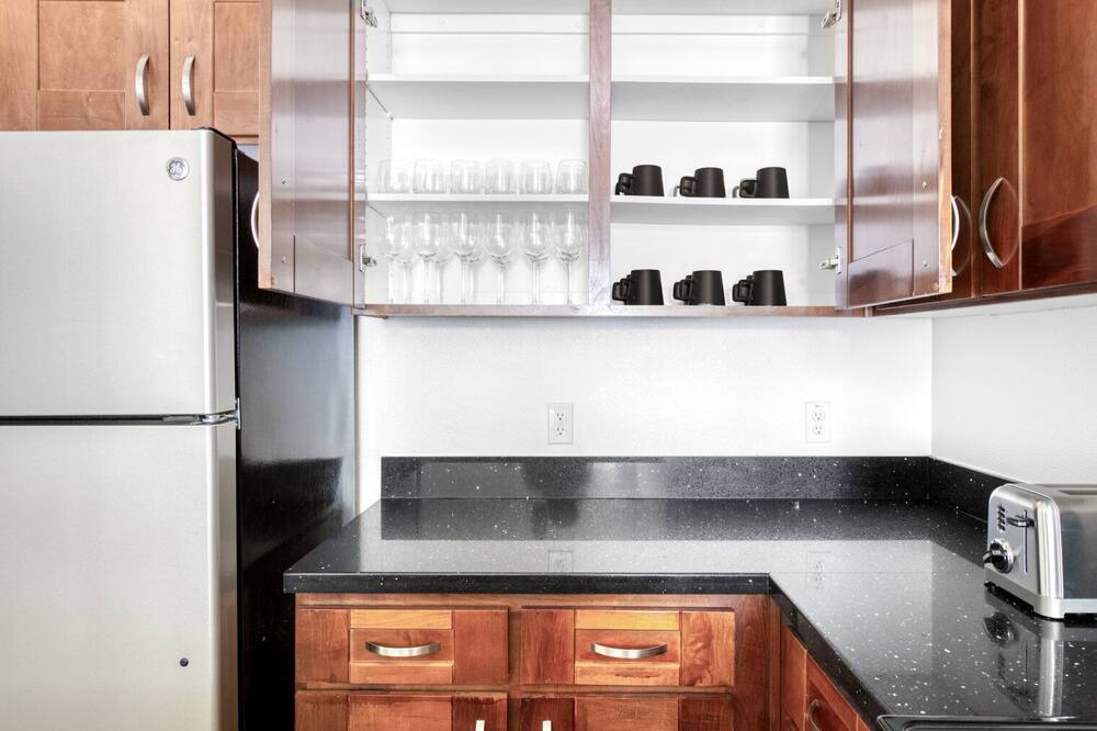 Photo of Kitchen in Studio City