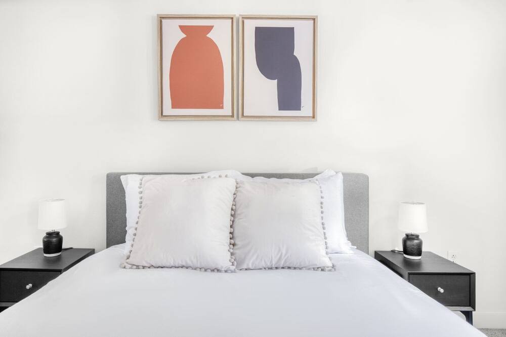 Photo of Bedroom in Studio City