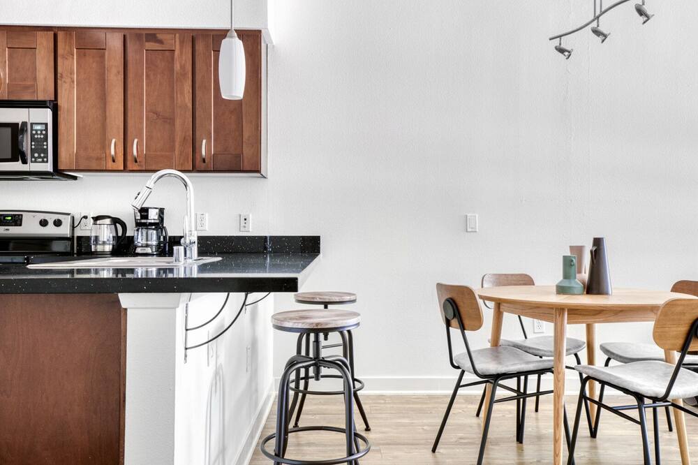 Photo of Kitchen in Studio City