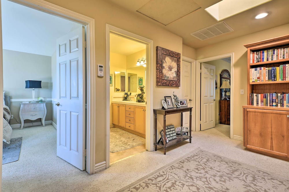 Photo of Bedroom in Sylmar