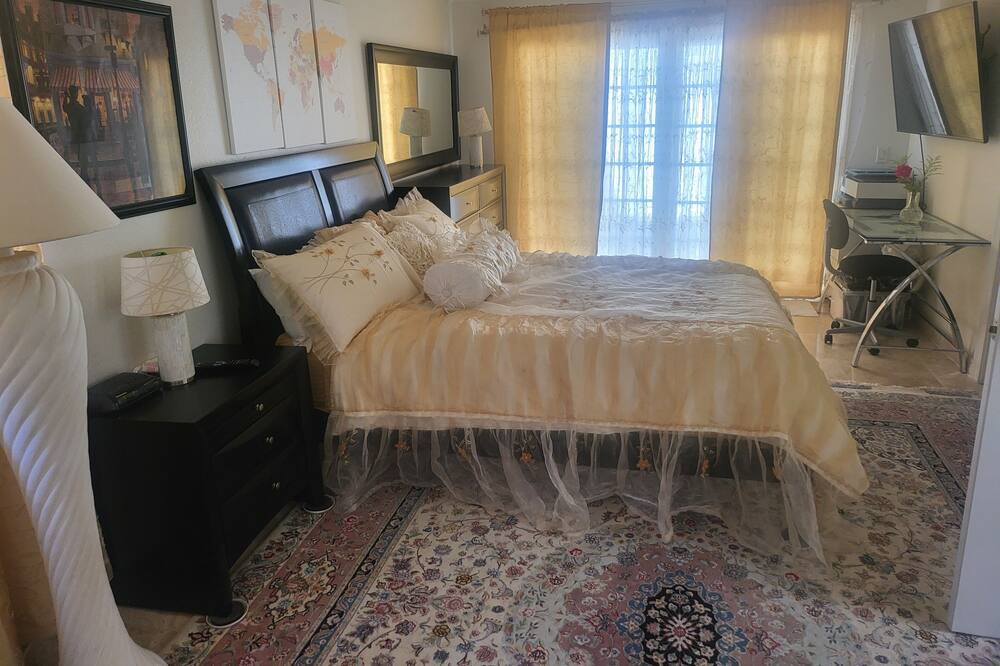 Photo of Bedroom in Olde Carlsbad