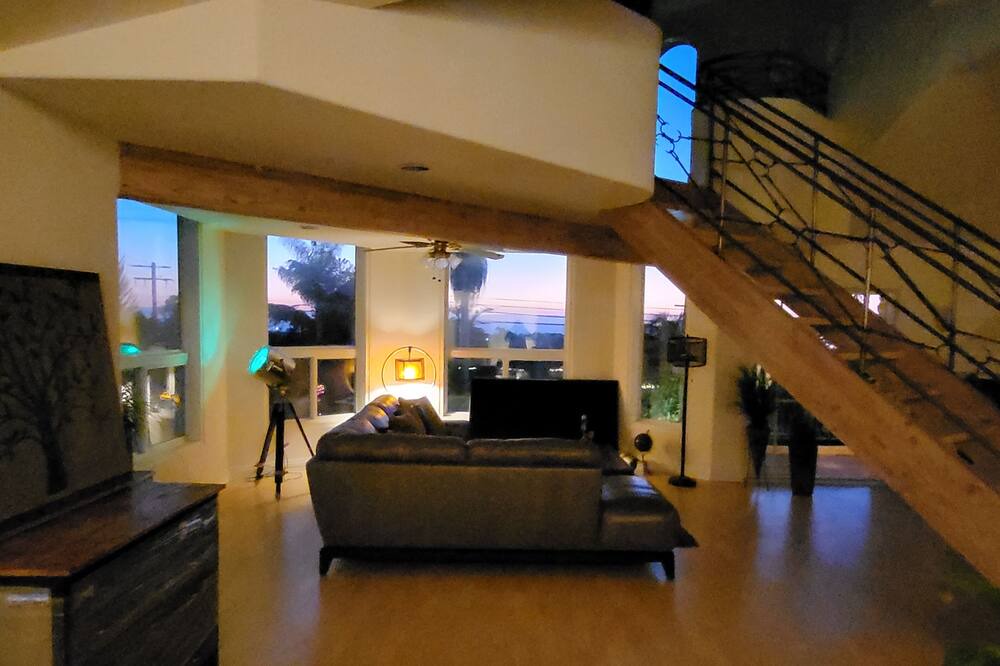Photo of Livingroom in Olde Carlsbad