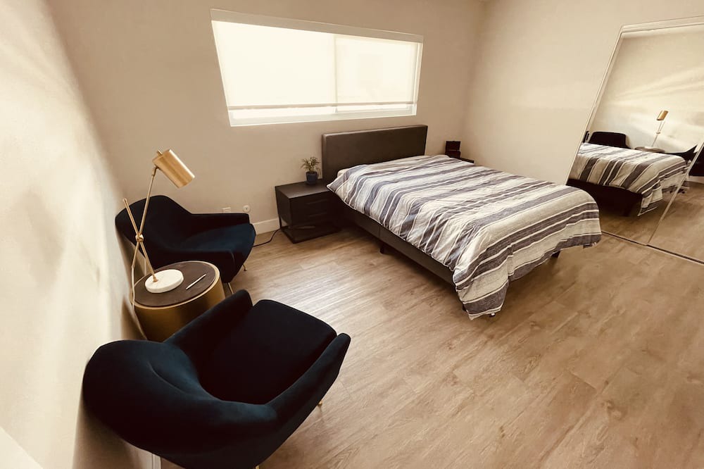 Photo of Bedroom in Norma Triangle