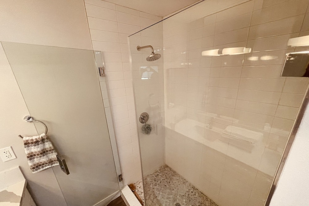 Photo of Bathroom in Norma Triangle