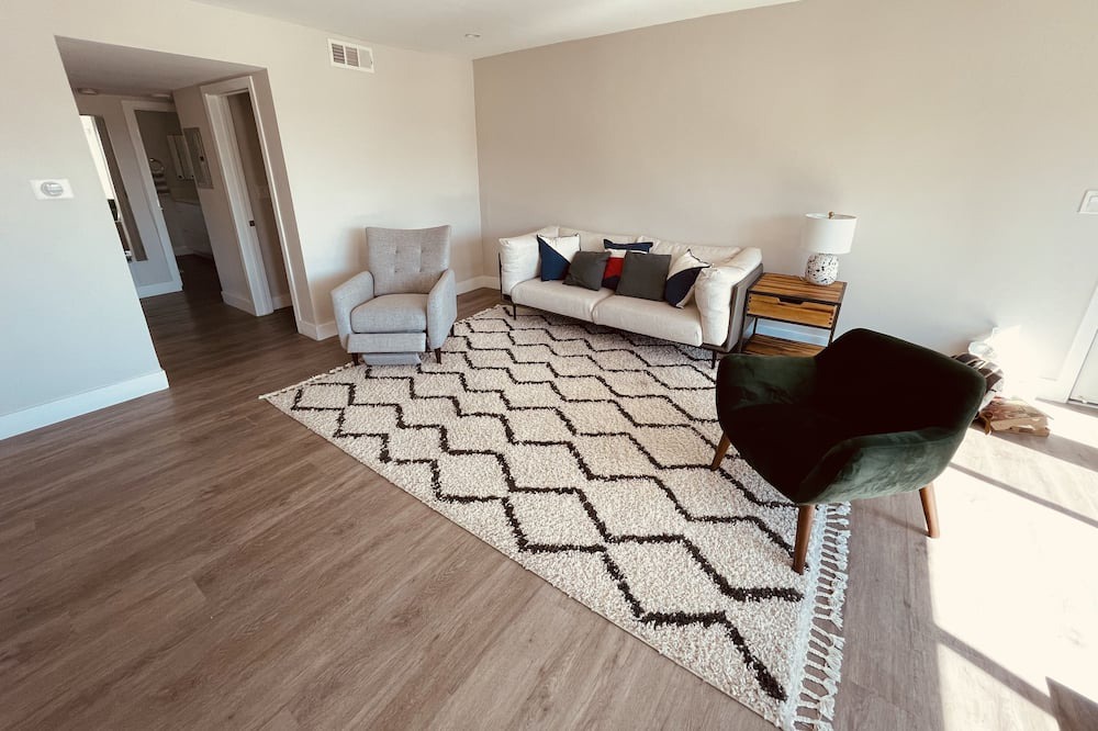 Photo of Bedroom in Norma Triangle