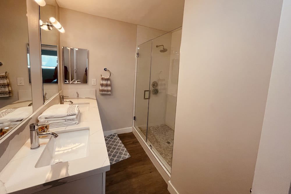 Photo of Bathroom in Norma Triangle
