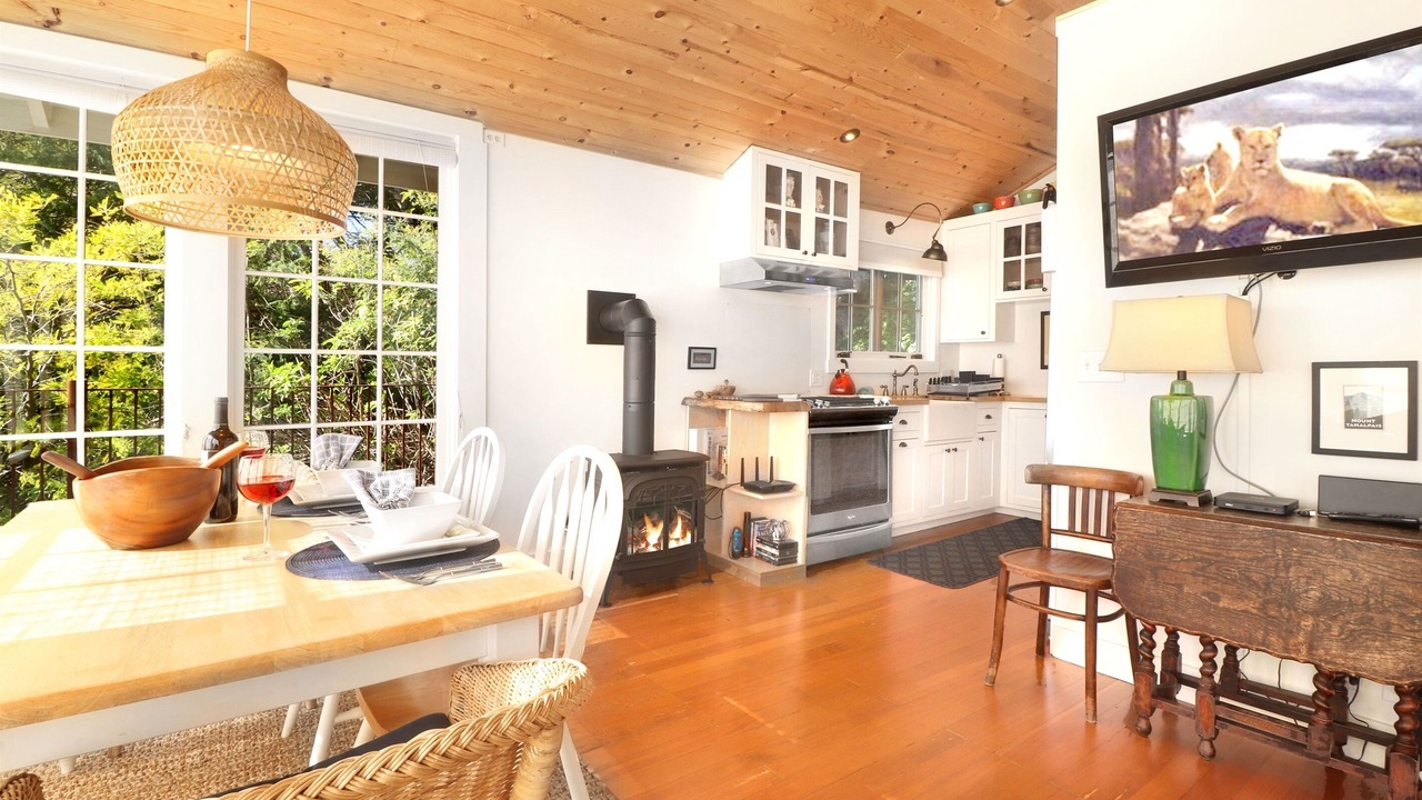 Photo of Kitchen in Jenner