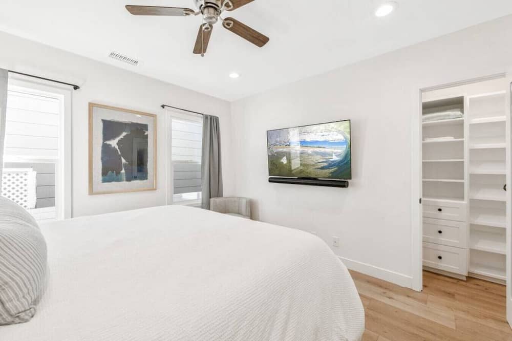 Photo of Bedroom in Huntington Beach