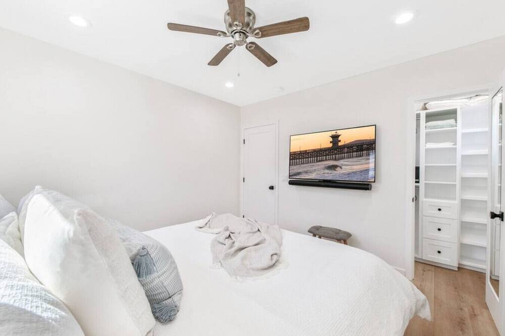 Photo of Bedroom in Huntington Beach