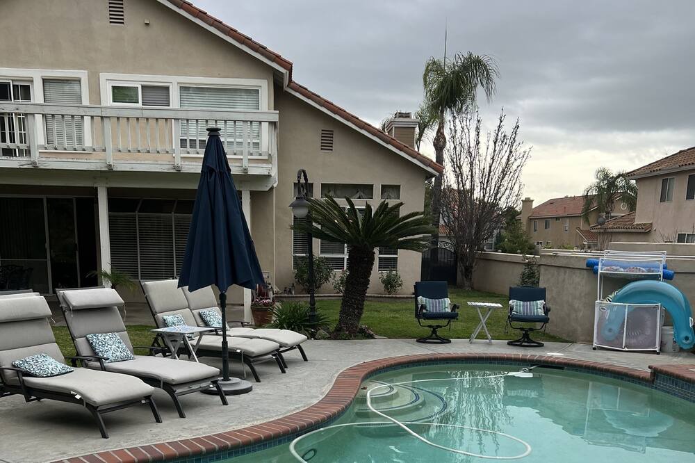 Photo of Outdoor in Corona