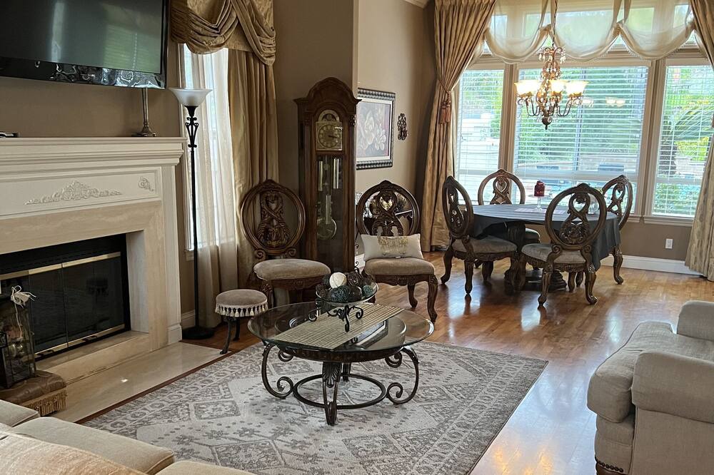 Photo of Bedroom in Corona
