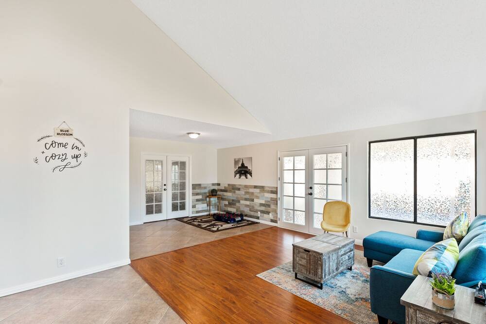 Photo of Livingroom in Riverside