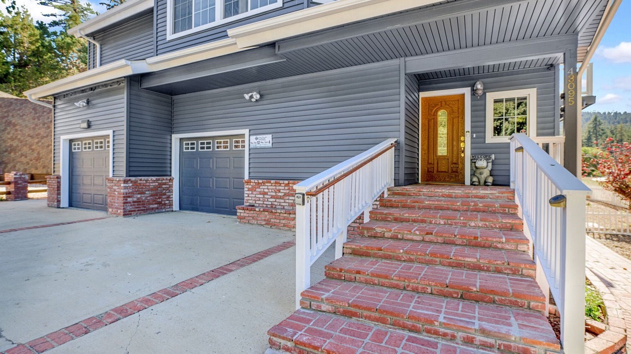Photo of Outdoor in Moonridge