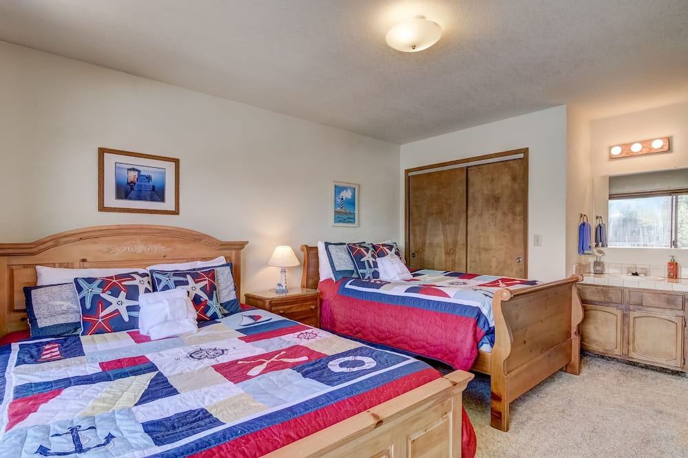 Photo of Bedroom in Tahoe Keys