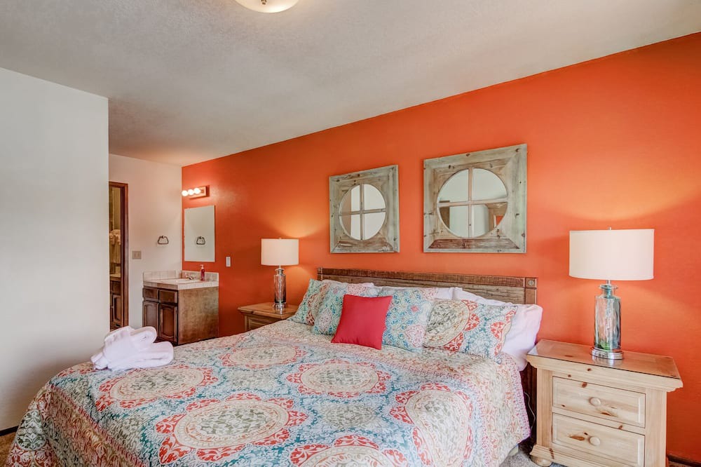 Photo of Bedroom in Tahoe Keys