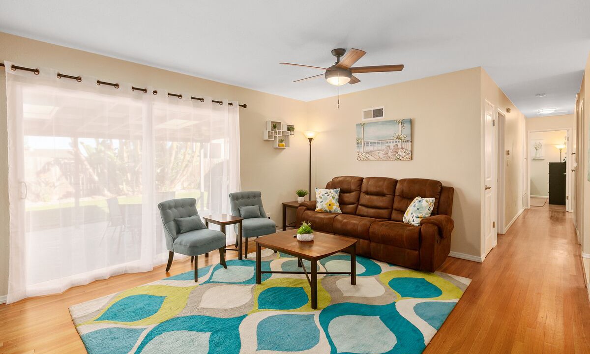 Photo of Livingroom in Serra Mesa