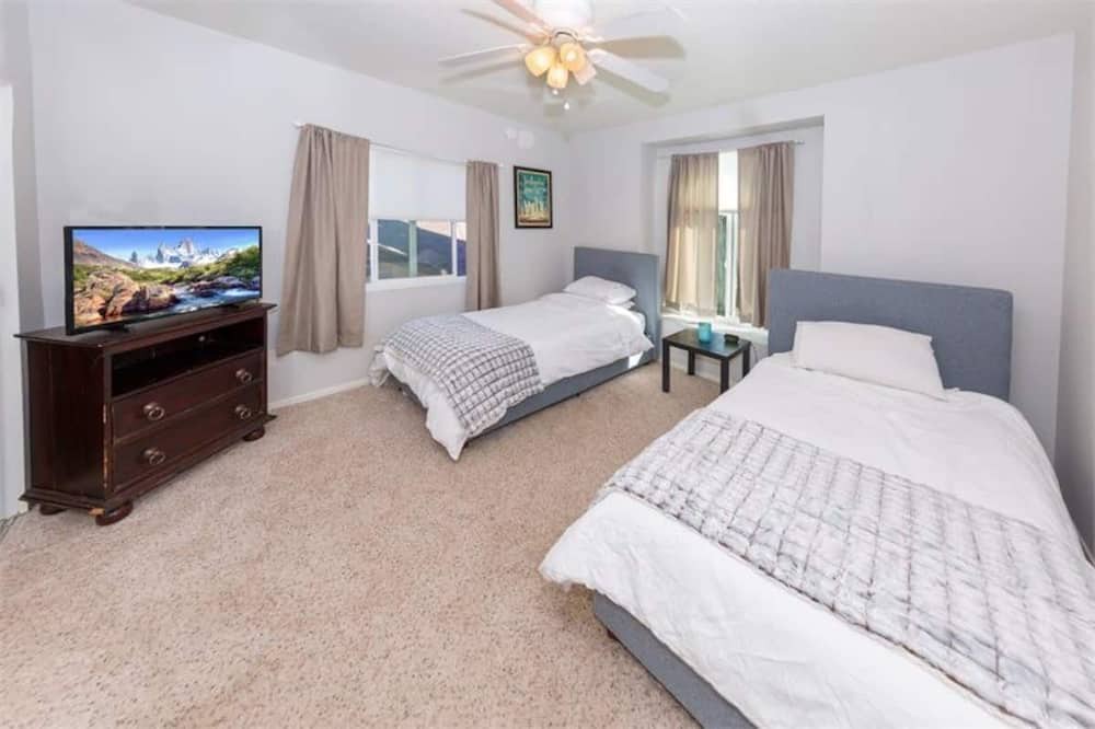 Photo of Bedroom in Chatsworth
