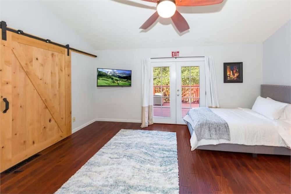Photo of Bedroom in Chatsworth