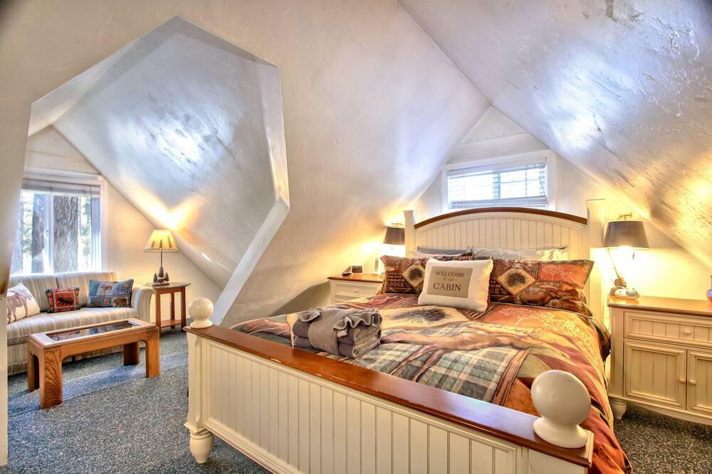 Photo of Bedroom in Big Bear Lake