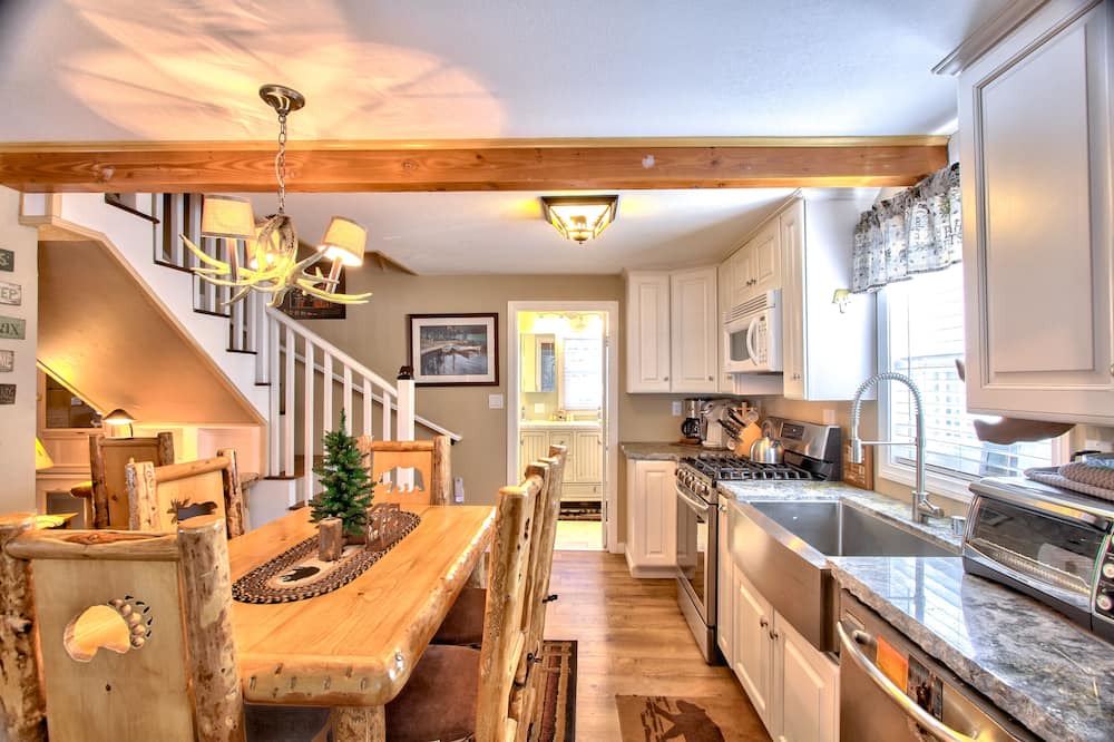 Photo of Kitchen in Big Bear Lake