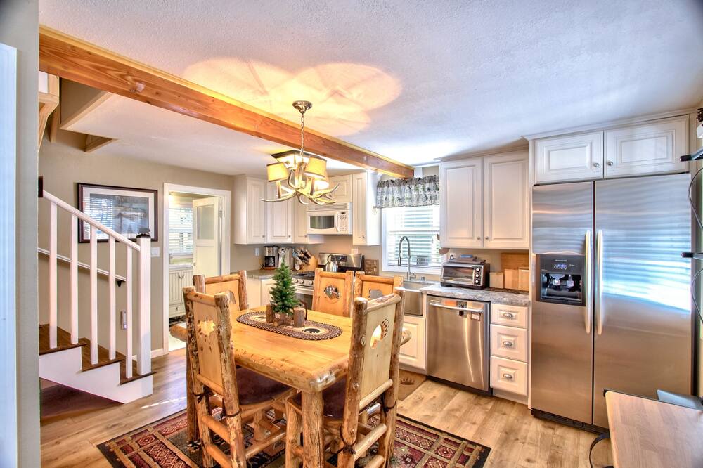 Photo of Kitchen in Big Bear Lake