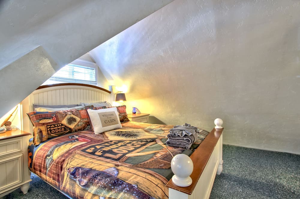 Photo of Bedroom in Big Bear Lake