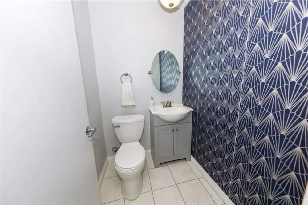 Photo of Bathroom in Simi Valley
