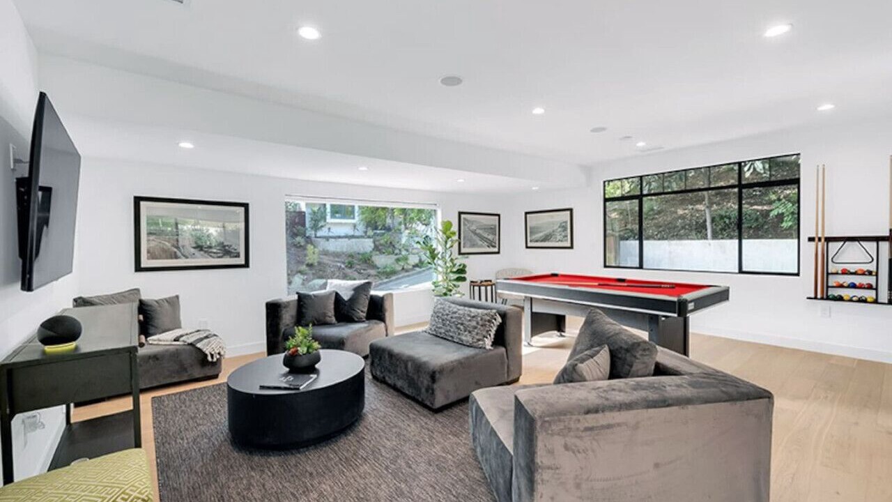 Photo of Livingroom in Studio City