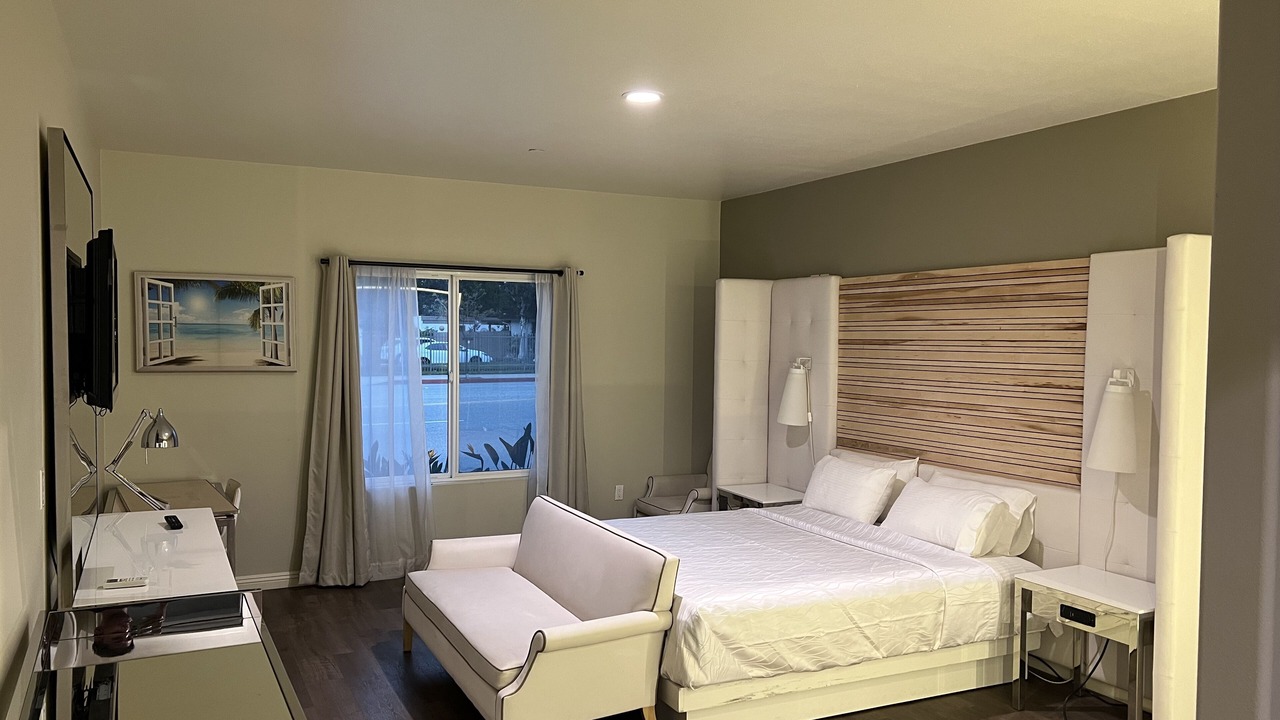 Photo of Bedroom in Orange