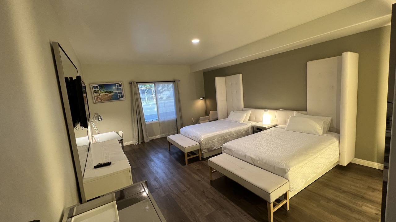 Photo of Bedroom in Orange