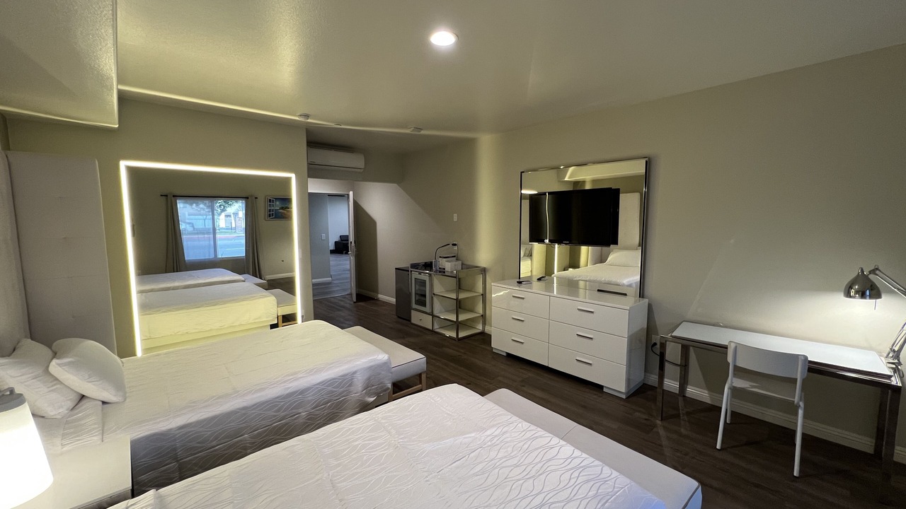 Photo of Bedroom in Orange