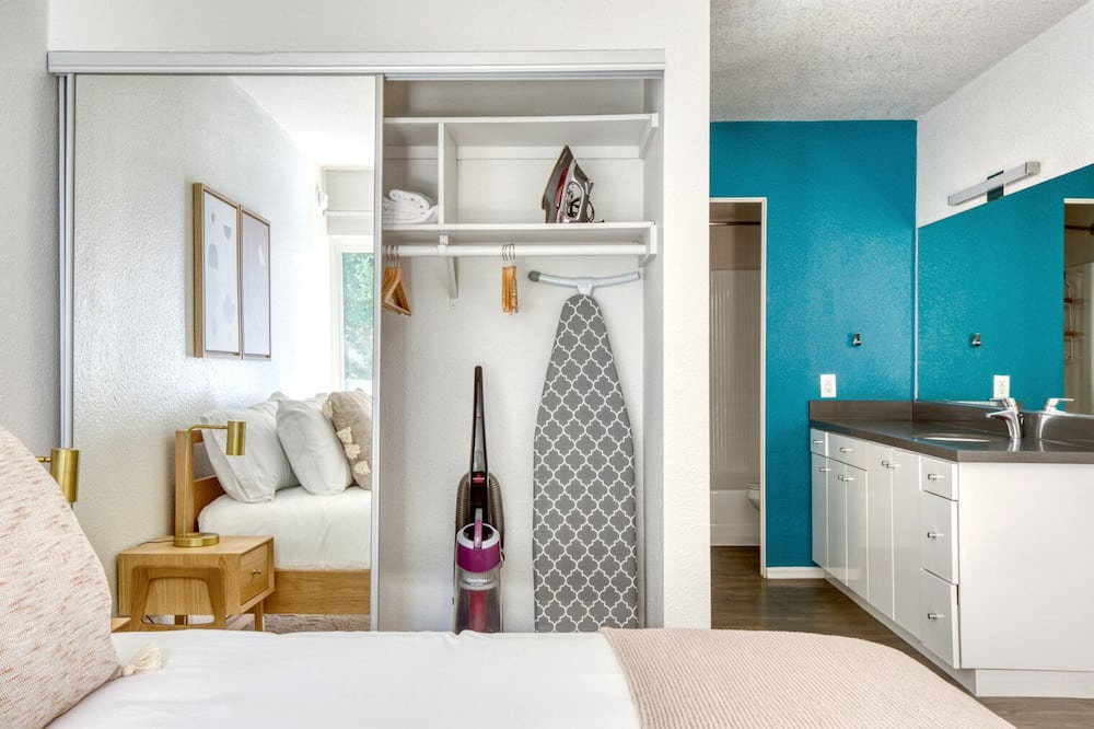 Photo of Bedroom in Los Angeles