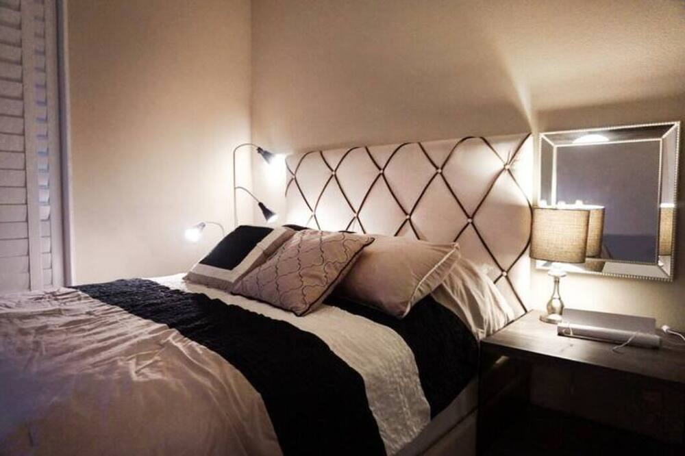 Photo of Bedroom in University City