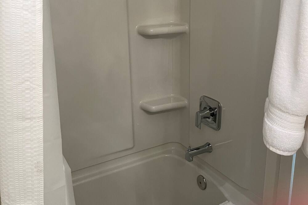 Photo of Bathroom in Bermuda Dunes