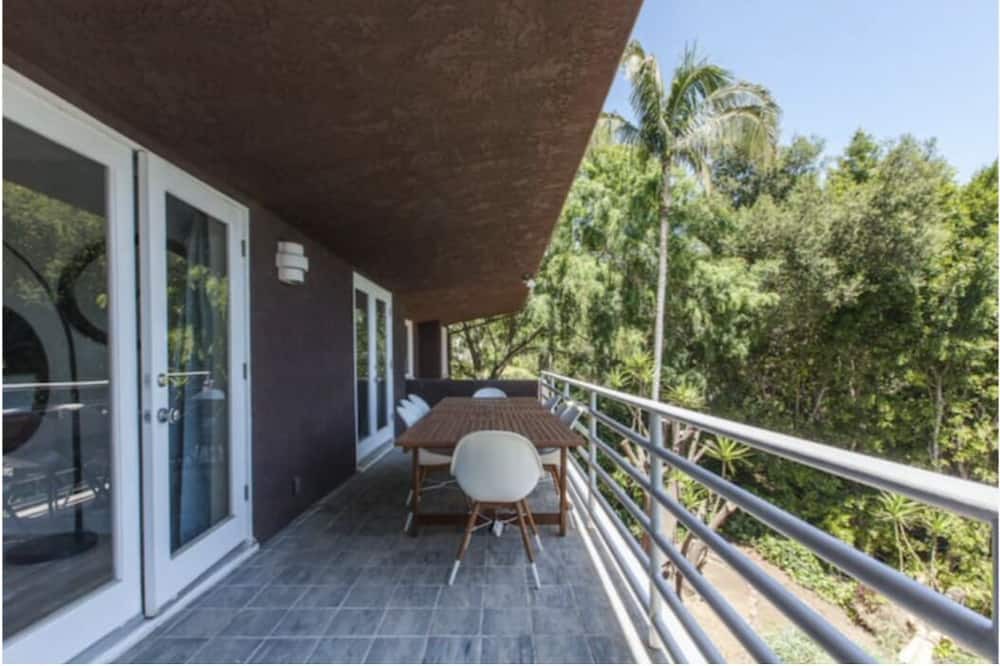 Photo of Patio Balcony in Bel Air