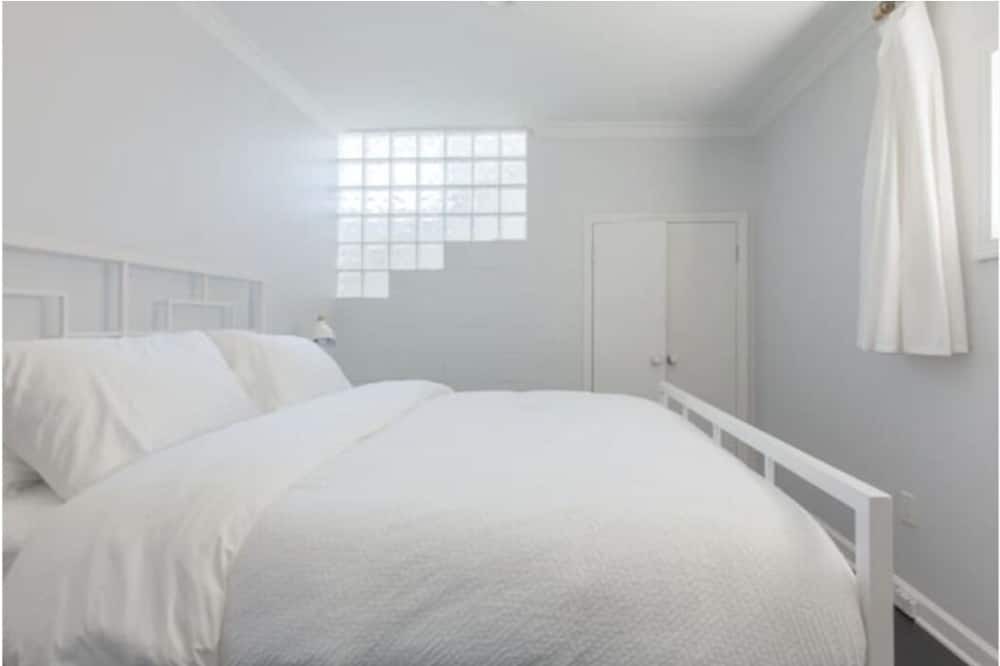 Photo of Bedroom in Bel Air
