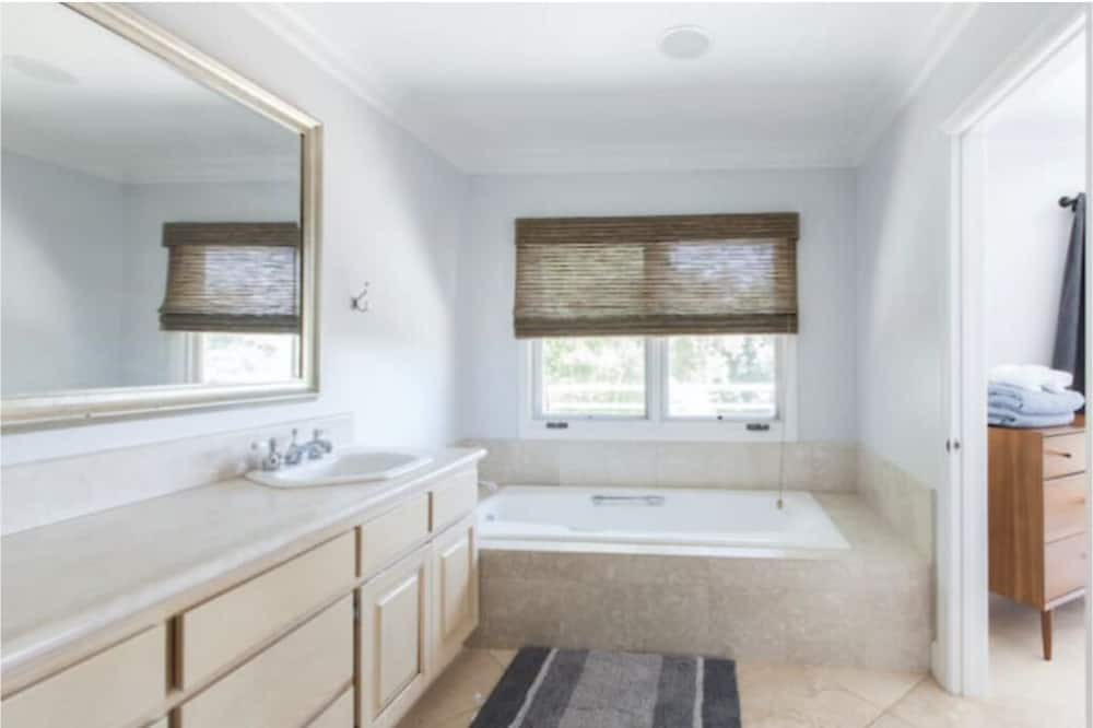 Photo of Bathroom in Bel Air