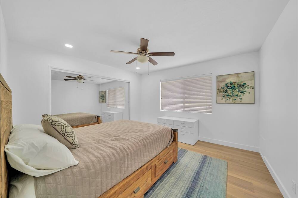 Photo of Bedroom in San Clemente