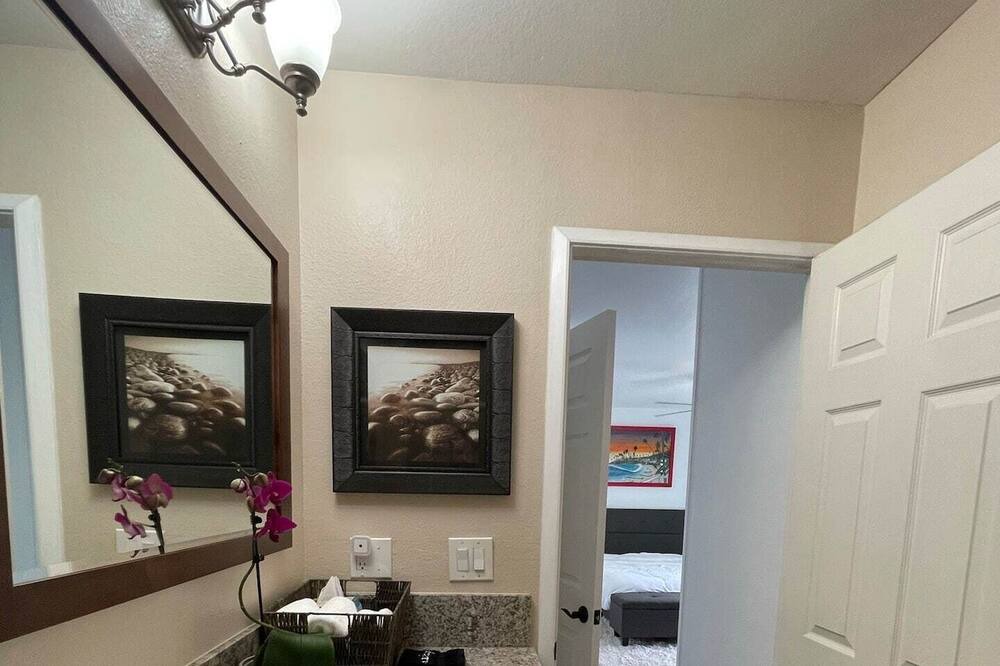 Photo of Bathroom in Laguna Hills