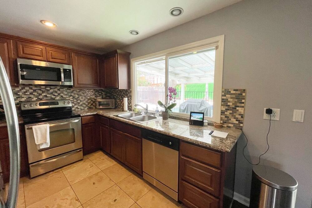 Photo of Kitchen in Laguna Hills