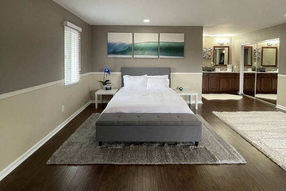 Photo of Bedroom in Laguna Hills