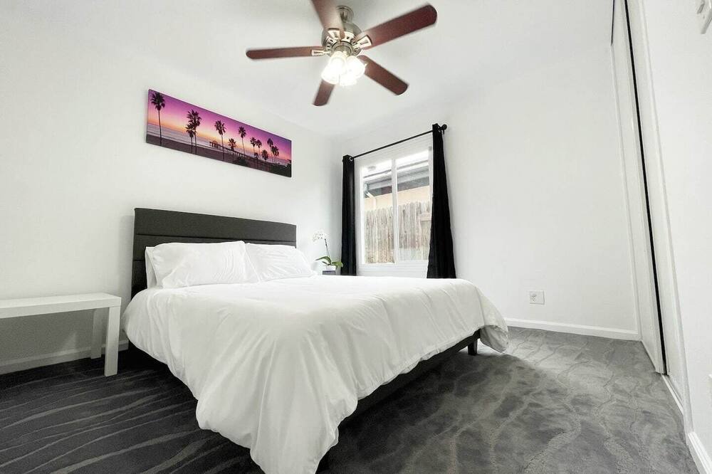 Photo of Bedroom in Laguna Hills