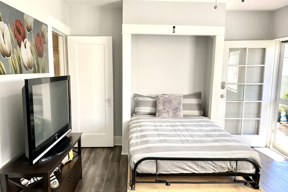 Photo of Bedroom in Central San Pedro