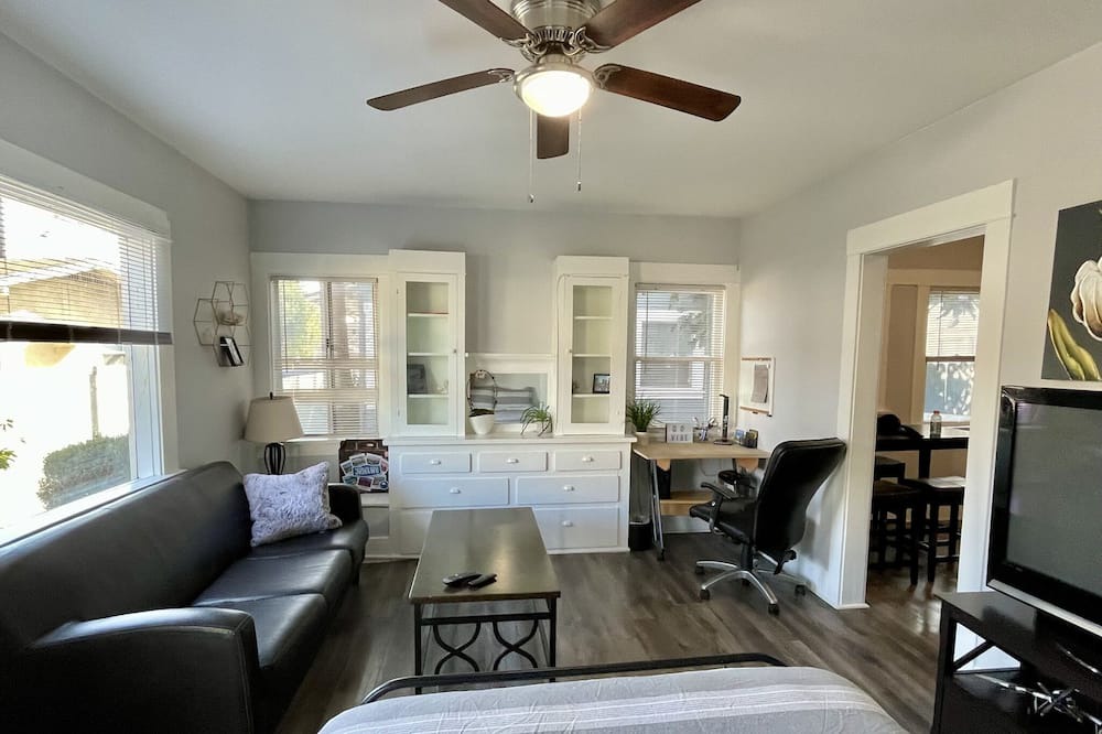 Photo of Livingroom in Central San Pedro