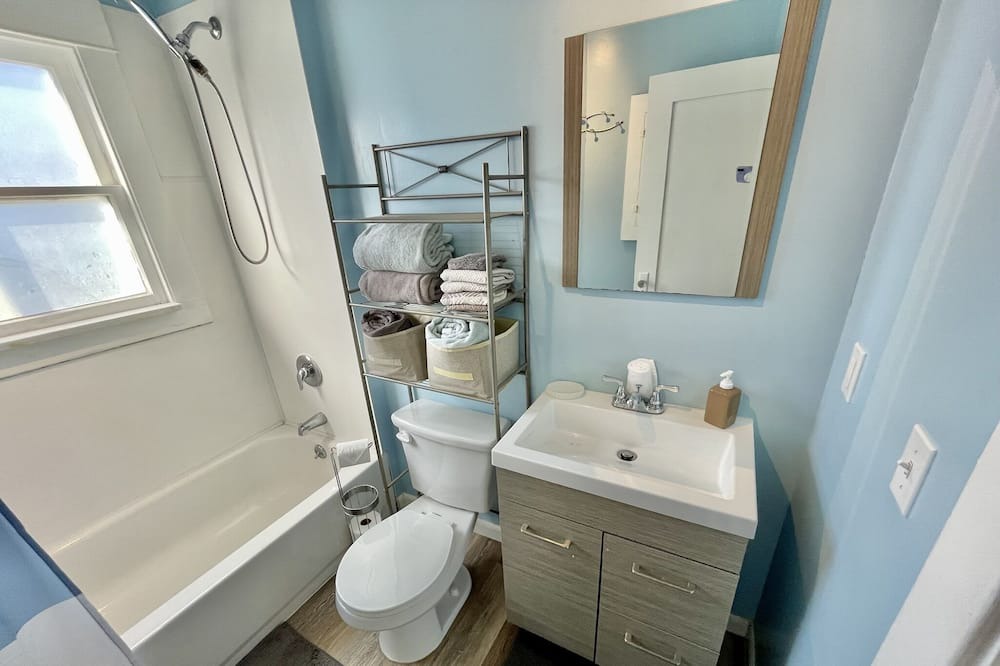 Photo of Bathroom in Central San Pedro