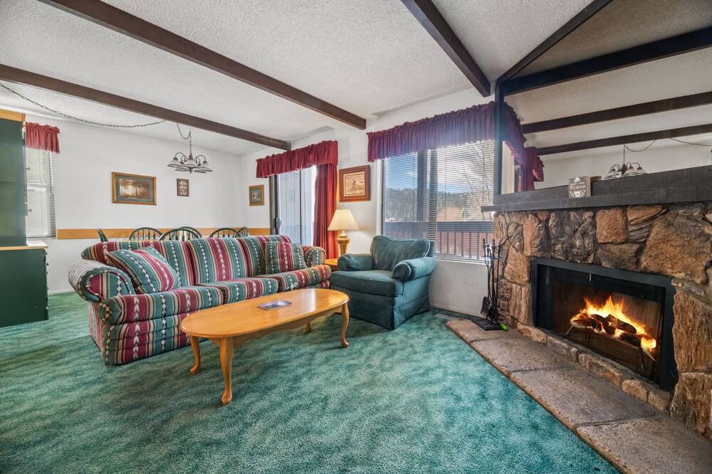Photo of Livingroom in Patton
