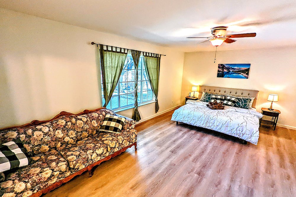 Photo of Bedroom in Mariposa