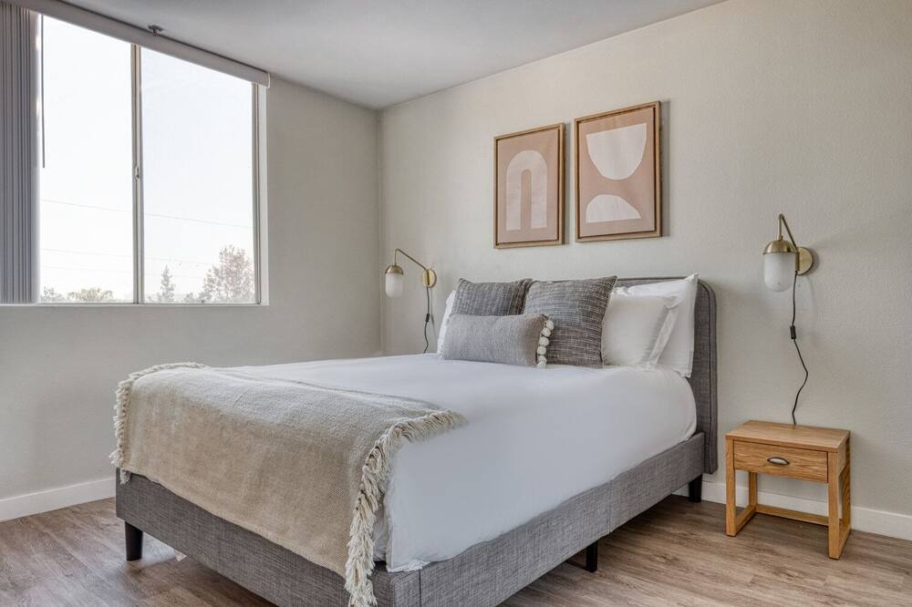 Photo of Bedroom in Rampart Village
