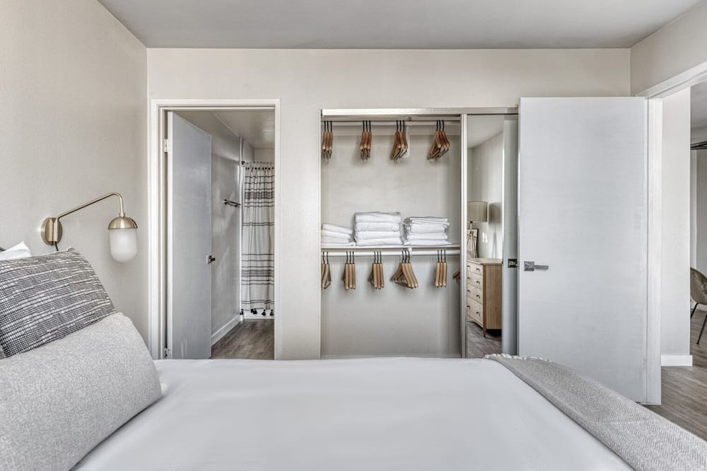 Photo of Bedroom in Rampart Village