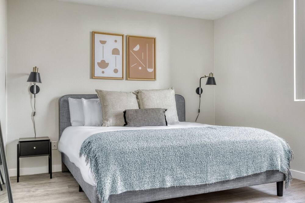 Photo of Bedroom in Rampart Village